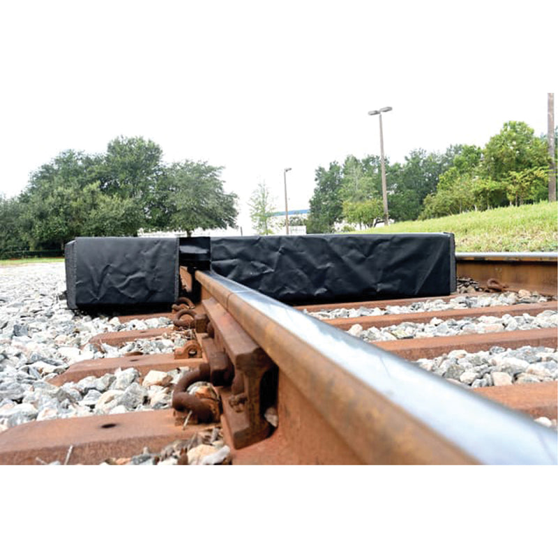 Ultra-Track Berm, 144 US gal. Capacity, 4' W x 6' L x 12" H, Foam Wall