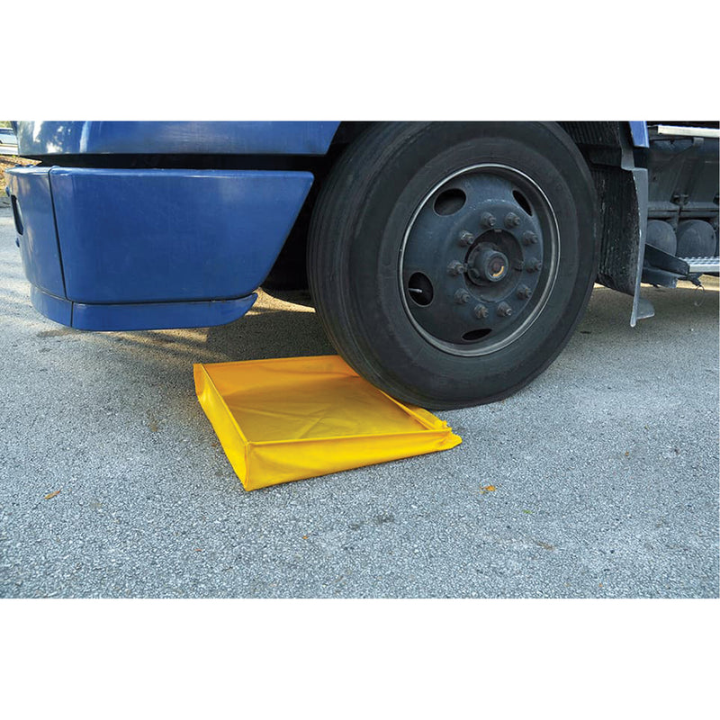 Flexible Ultra-Utility Tray®, 30" L x 30" W x 4.8" H, 9.5 US gal. Spill Capacity
