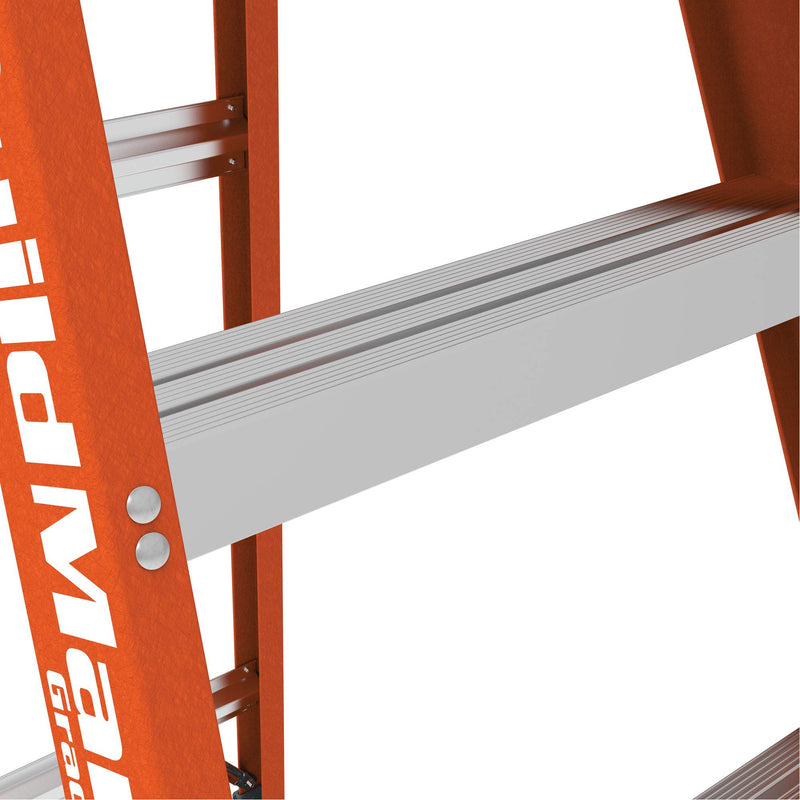 BuildMan® Step Ladder, 8', Fibreglass, 375 lbs. Capacity, Type 1AA